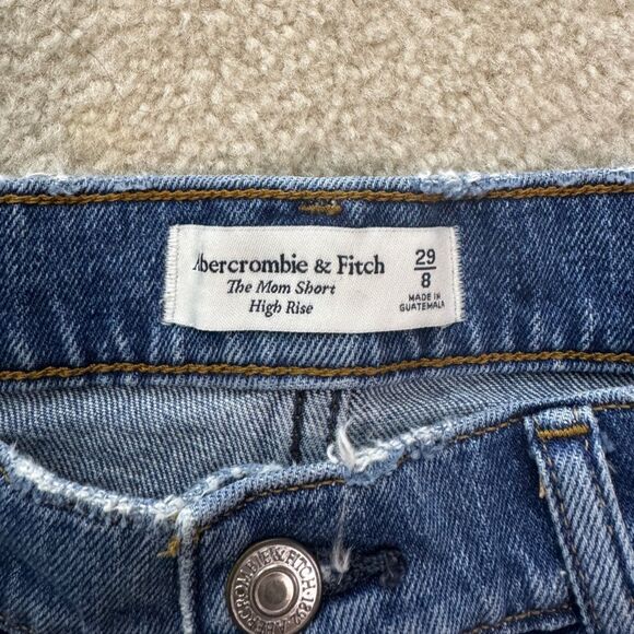 Women’s Abercrombie The Mom Short High Rise Denim Sz 8 - Picture 3 of 4